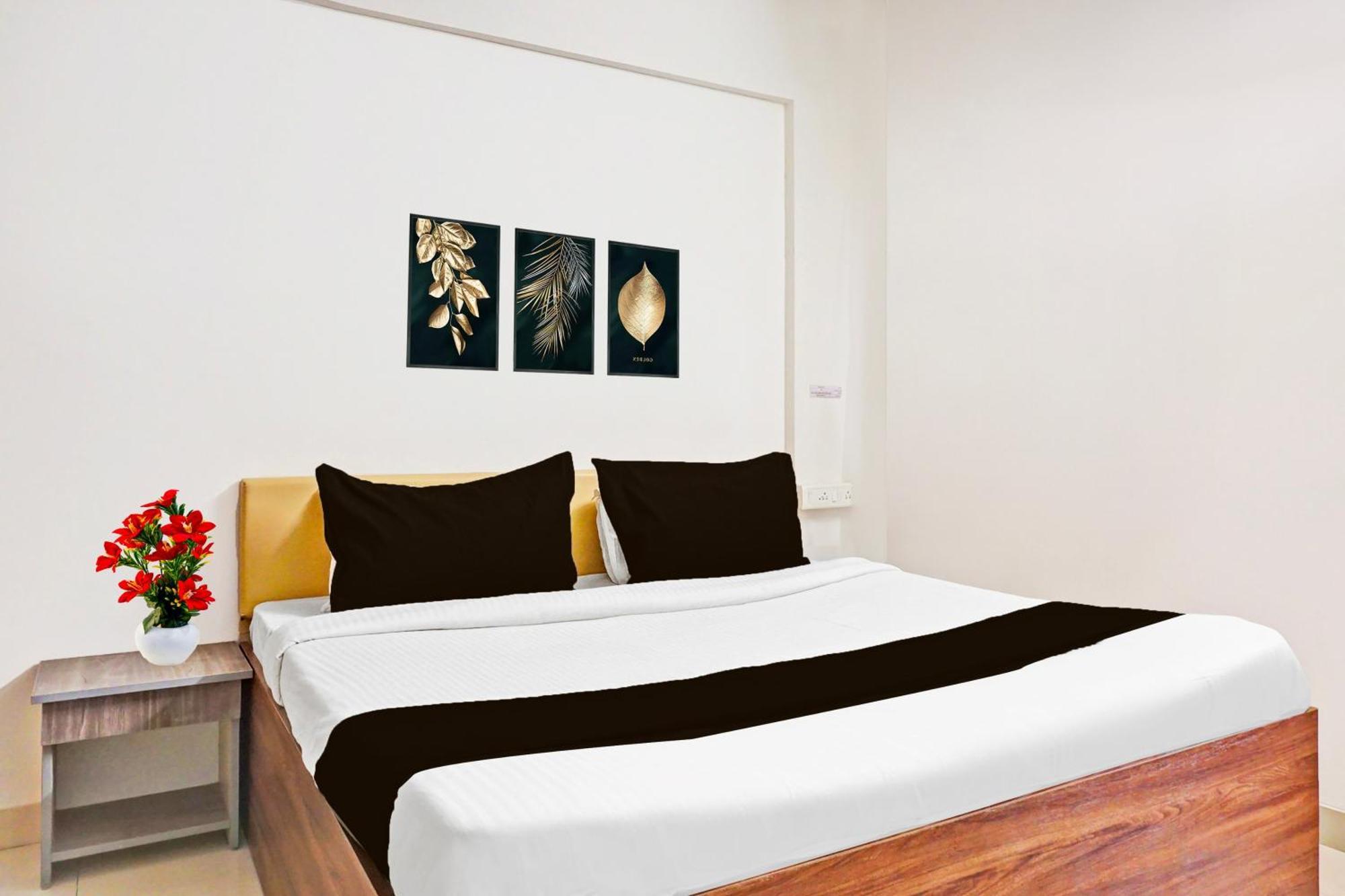 Super Collection O Baner Formerly Seven Hills Dapuri Экстерьер фото